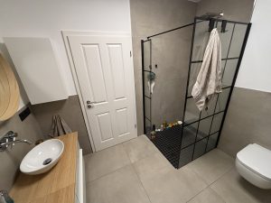 Dusche EG