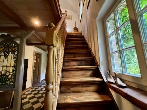 Holztreppe