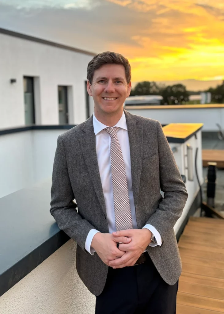 Felix Sinn, Immobilienmakler