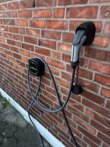 E Auto Ladestation