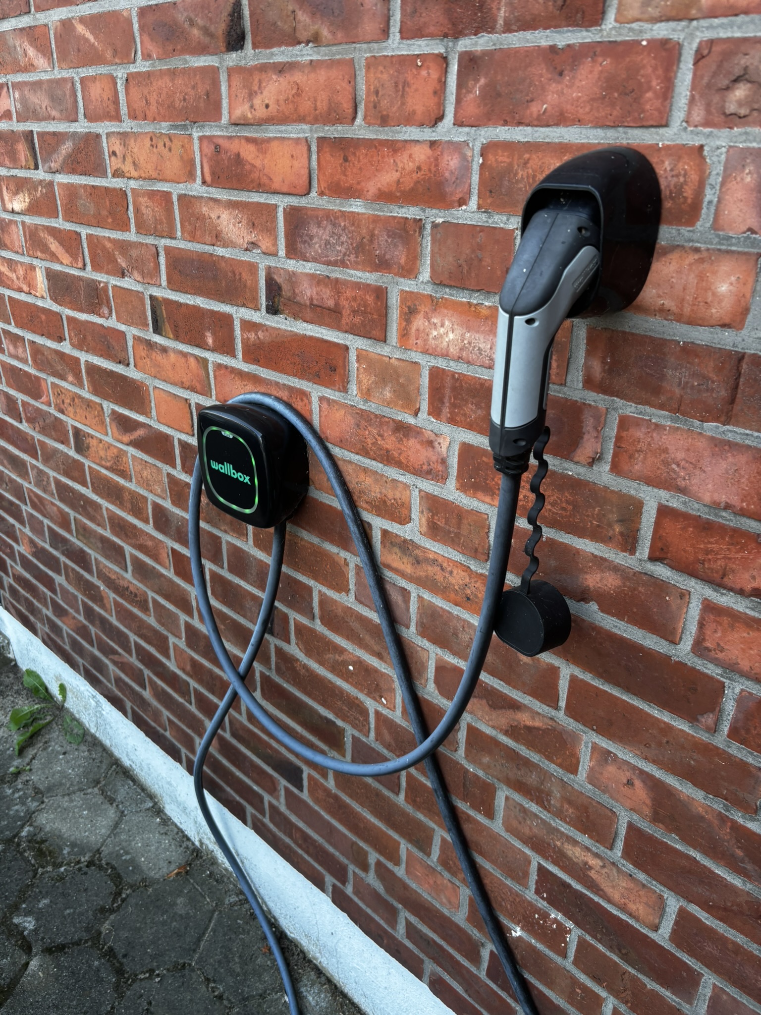 E Auto Ladestation