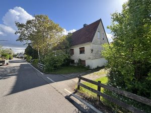Altbau rechts