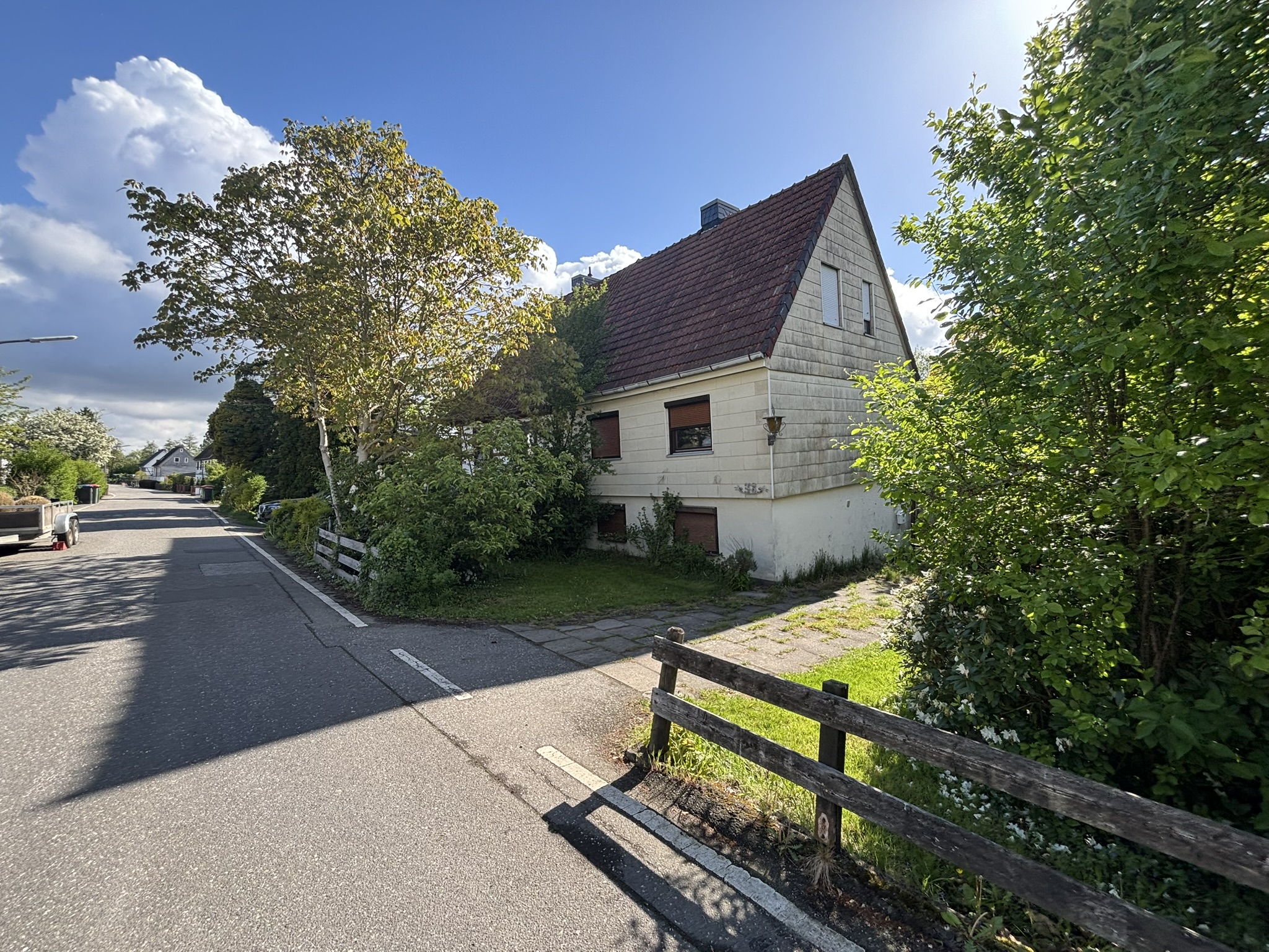 Altbau rechts